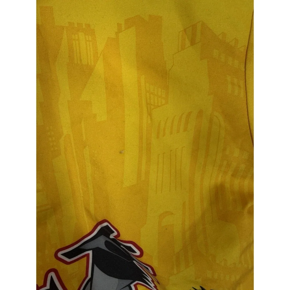Batman Animated Series Button Up Shirt Boys Size 6 Yellow DC Comics 2005